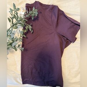 Lululemon cropped tee